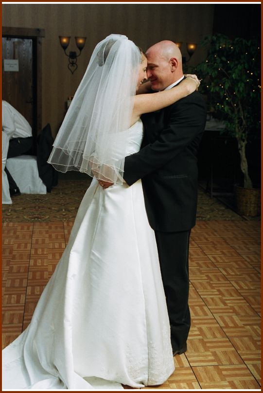 Bride & Groom dancing